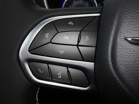 New 2026 Chrysler Pacifica Select FWD image 19