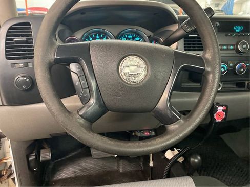 Used 2007 Chevrolet Silverado 3500 W/T w/ Snow Plow Prep Package image 19