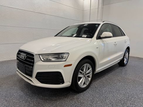 Used 2018 Audi Q3 2.0T Premium w/ Convenience Package AWD/4WD image 1