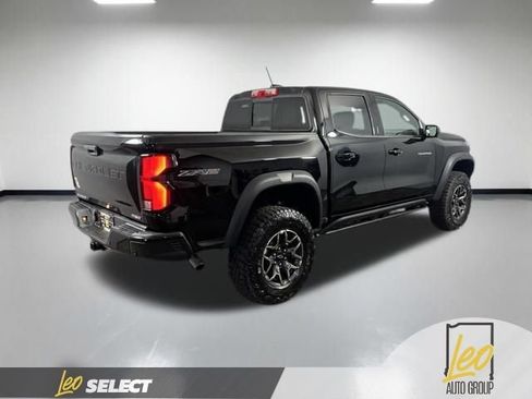Used 2023 Chevrolet Colorado ZR2 w/ ZR2 Convenience Package III AWD/4WD image 6