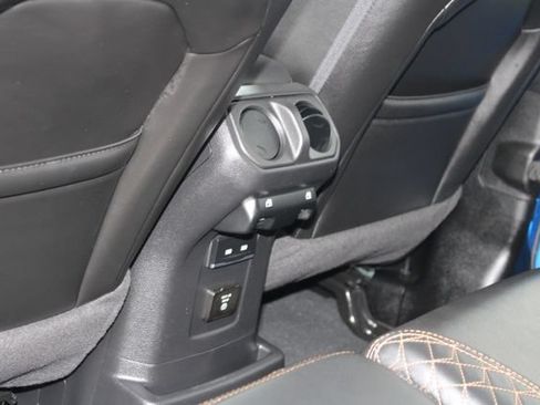 Used 2023 Jeep Wrangler Unlimited Sahara AWD/4WD image 41