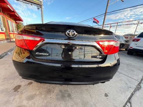Used 2015 Toyota Camry XLE SE LE XSE image 8