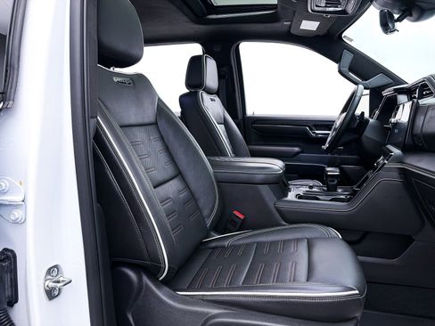 Used 2025 GMC Sierra 1500 Pro w/ Pro Value Package image 38