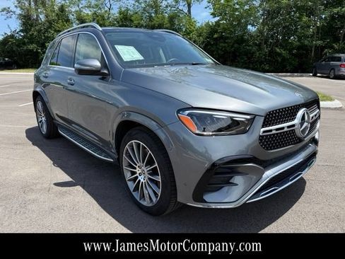 Certified 2026 Mercedes-Benz GLE 450 4MATIC image 4