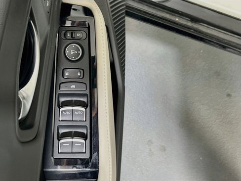 Used 2023 Honda Accord Touring image 17