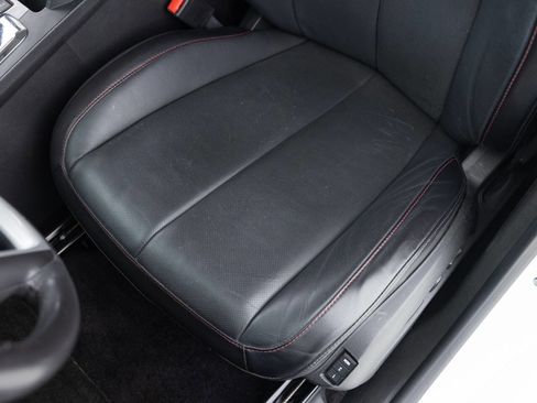 Used 2016 Chevrolet Equinox LTZ w/ Enhanced Convenience Package FWD image 21