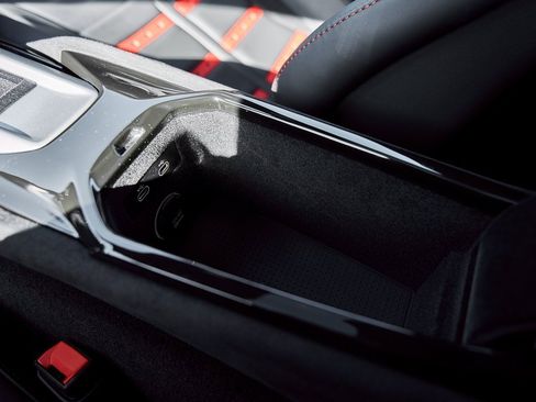 Used 2025 Ferrari 12Cilindri image 71