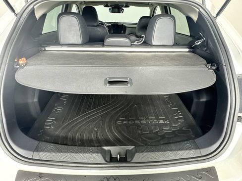 Used 2024 Subaru Crosstrek 2.5i Limited AWD/4WD image 30
