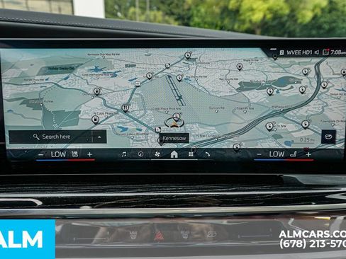 Used 2025 BMW i7 eDrive50 w/ M Sport Package image 38