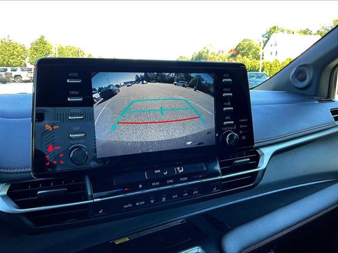 Used 2021 Toyota Sienna XSE image 20