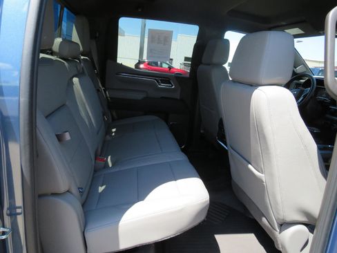 Used 2024 Chevrolet Silverado 1500 LTZ AWD/4WD image 12
