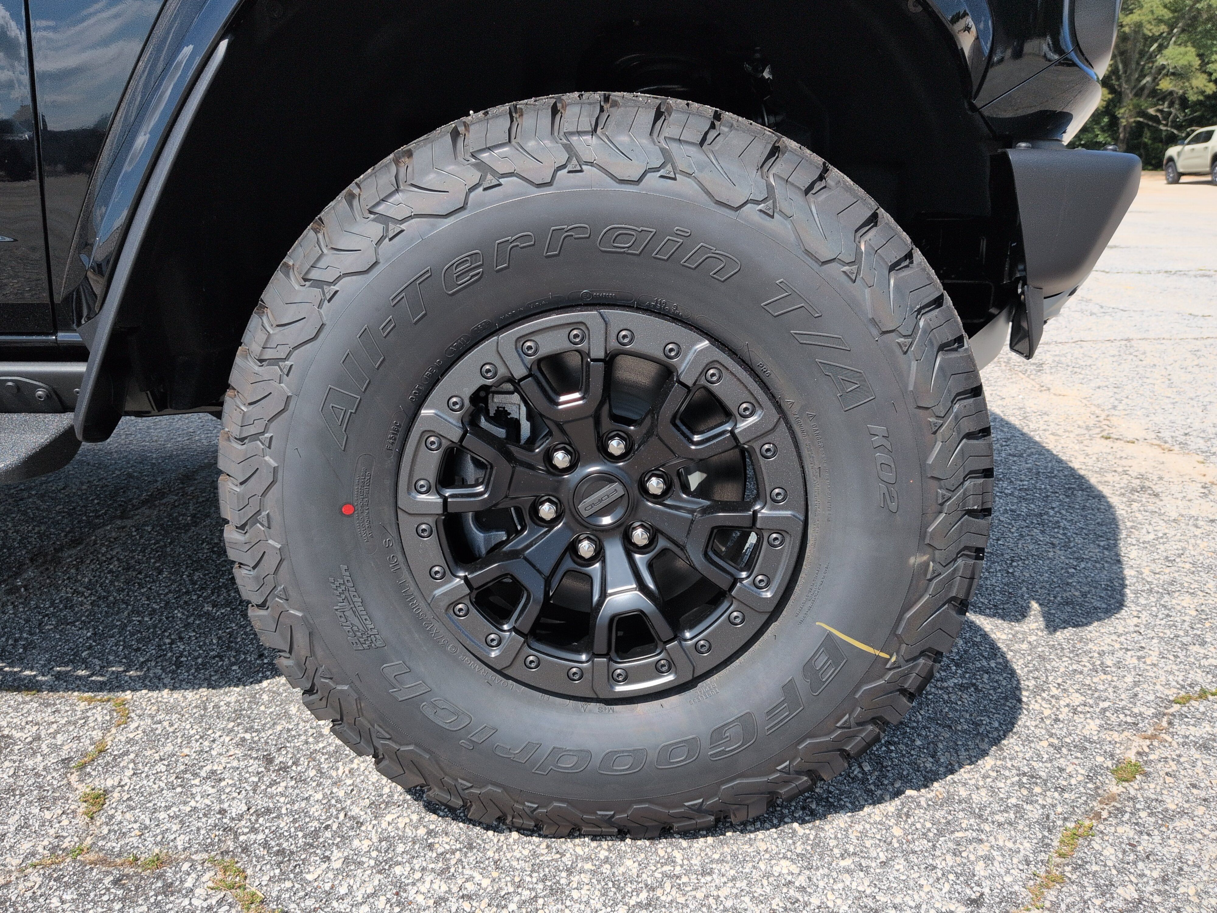 New 2026 Ford Bronco Raptor w/ Interior Carbon Fiber Pack AWD/4WD image 9
