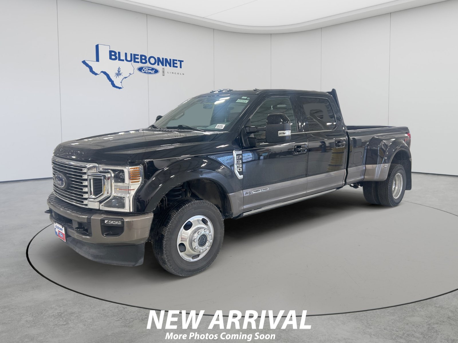 Used 2021 Ford F350 King Ranch w/ King Ranch Ultimate Package AWD/4WD image 1