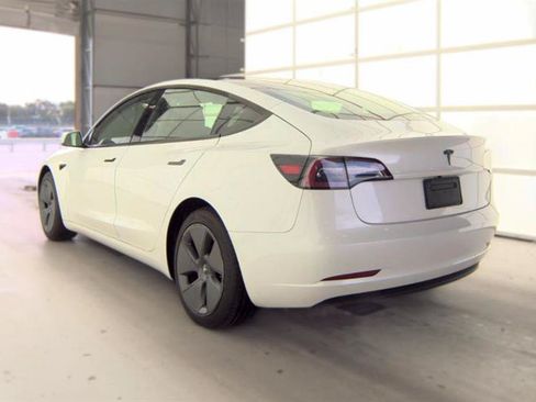 Used 2023 Tesla Model 3 Standard Range RWD image 6