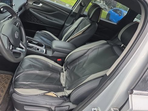 Used 2019 Hyundai Santa Fe SE AWD/4WD image 11
