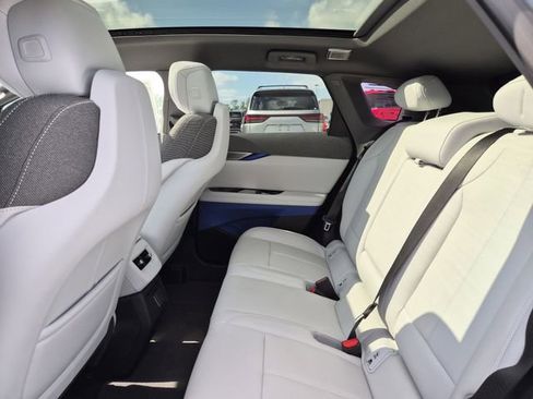 New 2026 Cadillac Optiq Sport 1 image 18