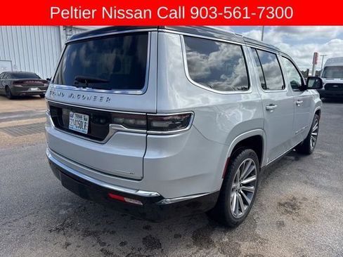 Used 2023 Jeep Grand Wagoneer Series II image 3