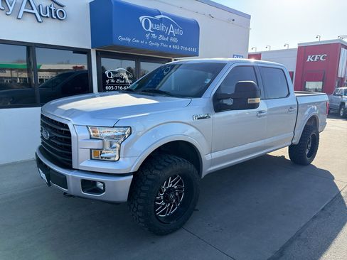 Used 2017 Ford F150 XLT w/ Equipment Group 302A Luxury image 2