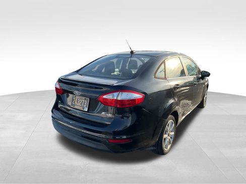 Used 2017 Ford Fiesta SE w/ Equipment Group 201A image 9