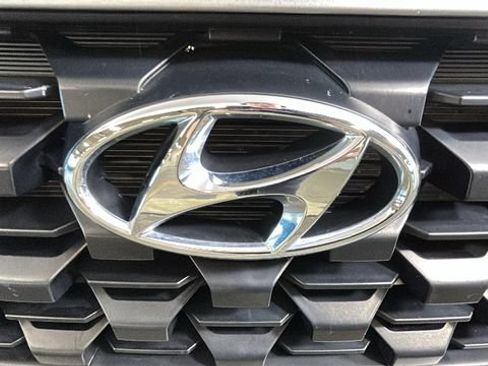 Certified 2023 Hyundai Santa Fe SE FWD image 8