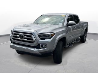 Used 2023 Toyota Tacoma Limited video 2