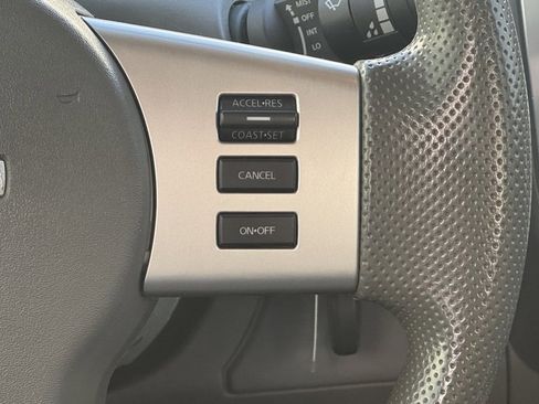 Used 2019 Nissan Frontier SV image 17