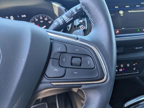 Used 2023 Buick Envision Essence w/ Sport Touring Package AWD/4WD image 17