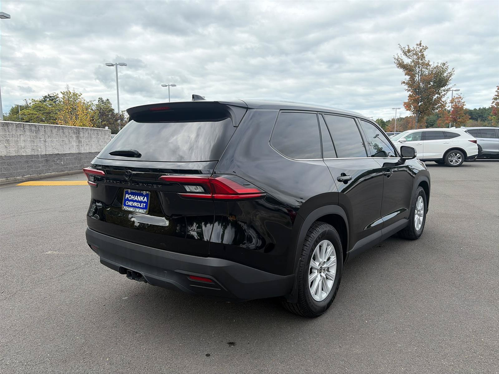 Used 2025 Toyota Grand Highlander AWD image 12