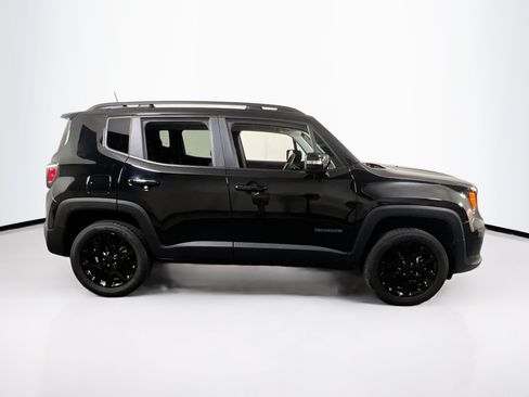 Used 2023 Jeep Renegade Altitude AWD/4WD image 4