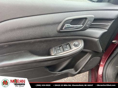 Used 2015 Chevrolet Malibu LT FWD image 13