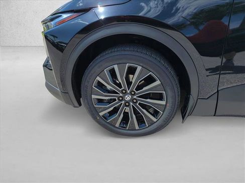 New 2026 Toyota C-HR AWD/4WD image 10