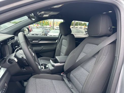 New 2026 GMC Terrain Elevation w/ Black Edition FWD image 18