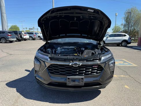 Used 2024 Chevrolet Trax RS image 47