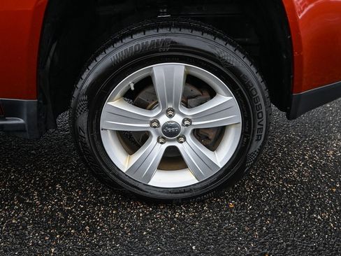 Used 2012 Jeep Compass Latitude image 14