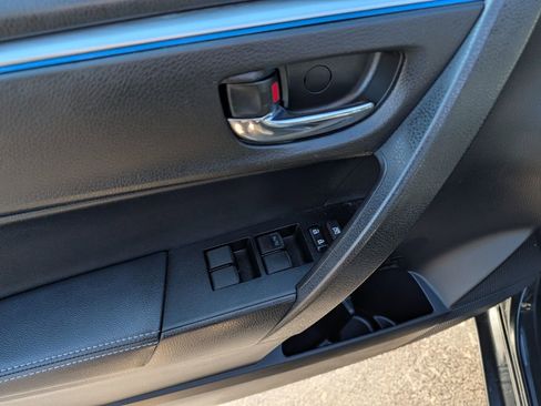 Used 2016 Toyota Corolla S image 24