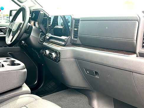 Used 2024 GMC Sierra 1500 Elevation AWD/4WD image 22