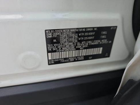 Used 2021 Toyota RAV4 LE FWD image 35