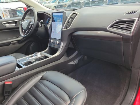 Used 2024 Ford Edge SEL w/ Convenience Package AWD/4WD image 13