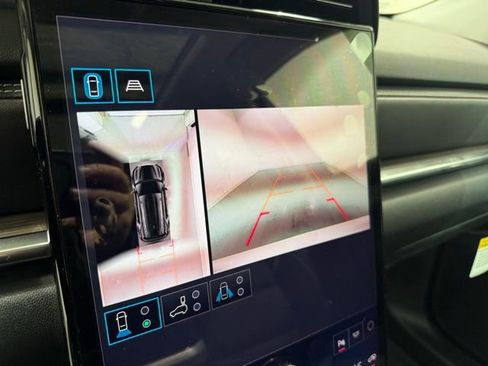 New 2026 GMC Terrain Denali w/ LPO, Black Badging Package AWD/4WD image 23