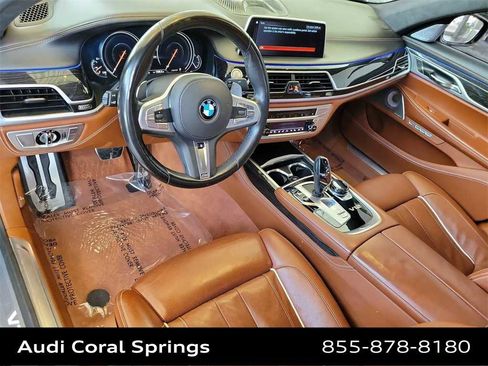 Used 2018 BMW M760i xDrive image 2