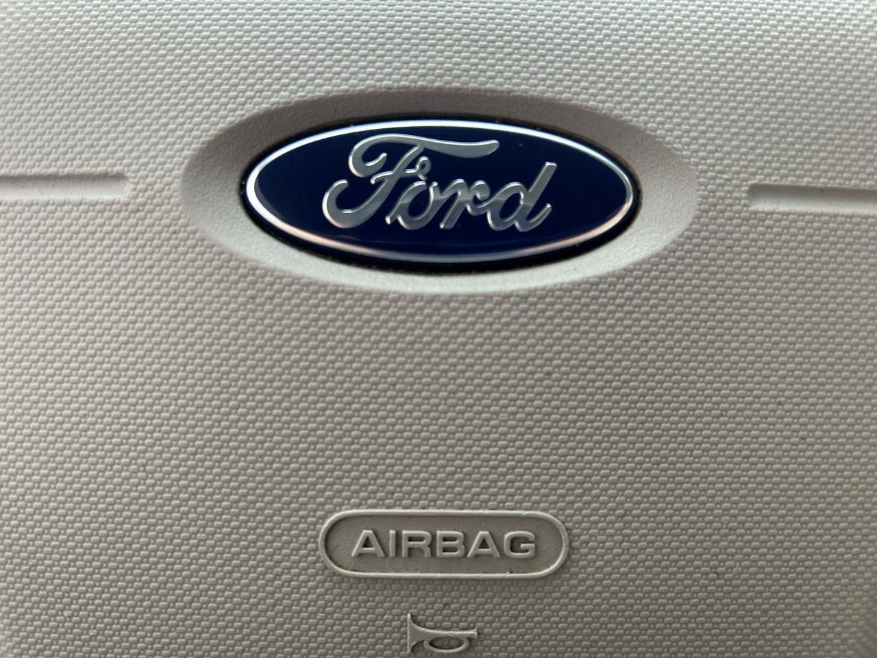 Used 2010 Ford Edge SEL FWD image 20