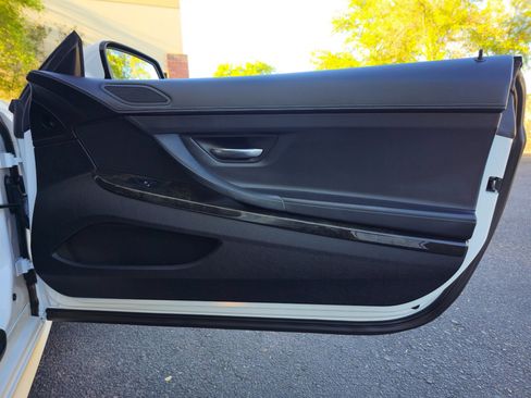 Used 2015 BMW 640i Convertible RWD image 24