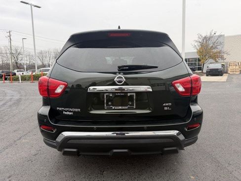 Used 2019 Nissan Pathfinder SL image 7