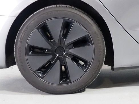 Used 2025 Tesla Model 3 Long Range image 48