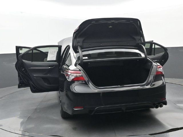 Used 2024 Toyota Camry SE FWD image 38