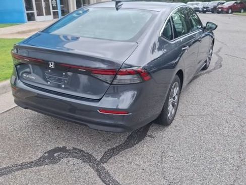 Used 2023 Honda Accord EX image 6