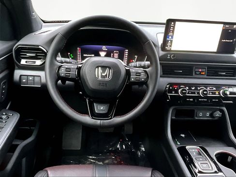 New 2026 Honda Pilot Black Edition image 9