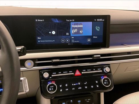 Certified 2025 Hyundai Tucson Limited image 5