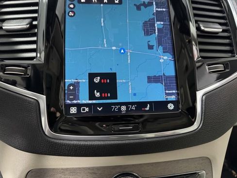 Used 2023 Volvo XC90 B6 Plus w/ Protection Package image 17