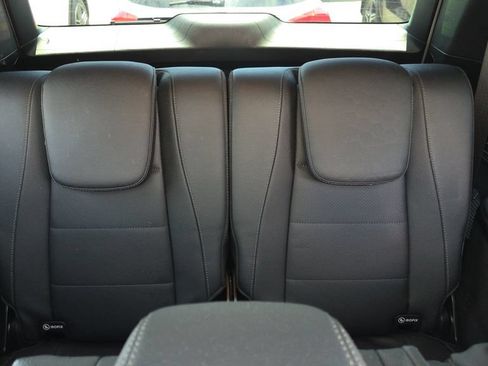 Used 2022 Mercedes-Benz GLS 450 4MATIC image 30